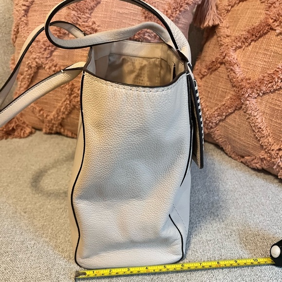Beige Kate Spade purse - Picture 5 of 11